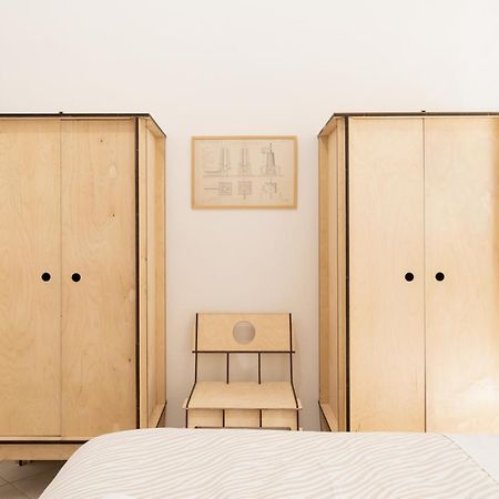 Salita Trinita Apartment Napoli Bagian luar foto
