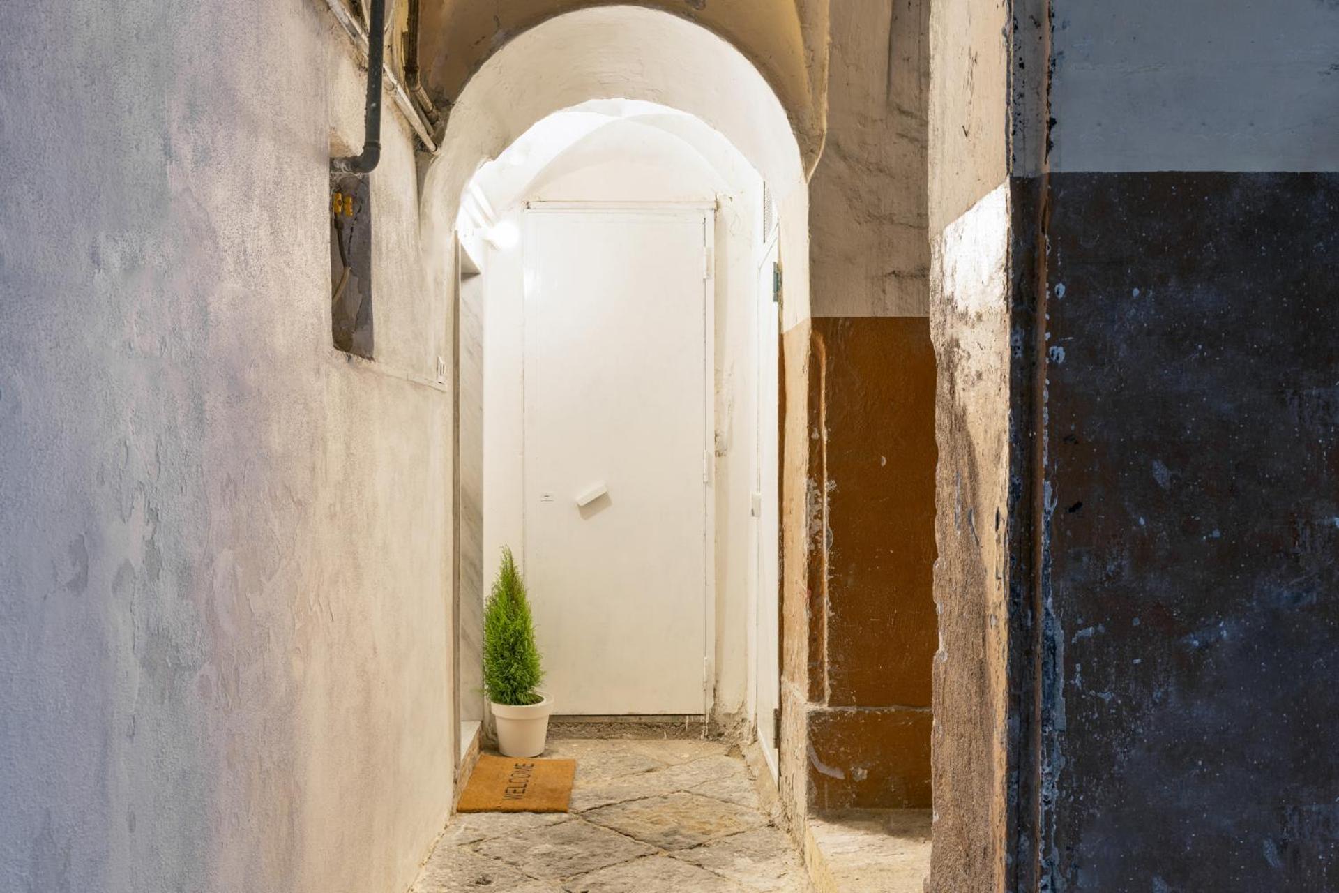 Salita Trinita Apartment Napoli Bagian luar foto